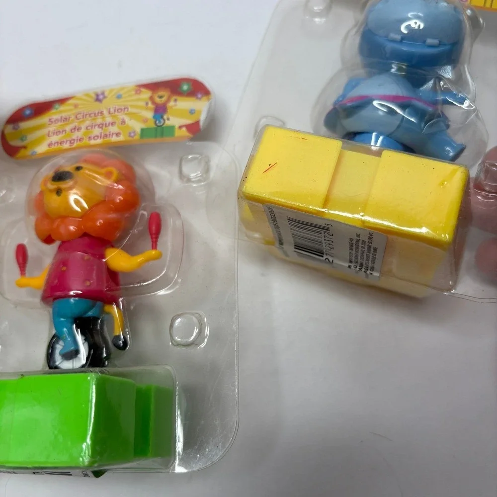 Lot of 3 Solar Circus Dancing Animals Giraffe Hippo Lion Dashboard Toys New‎ IOP
